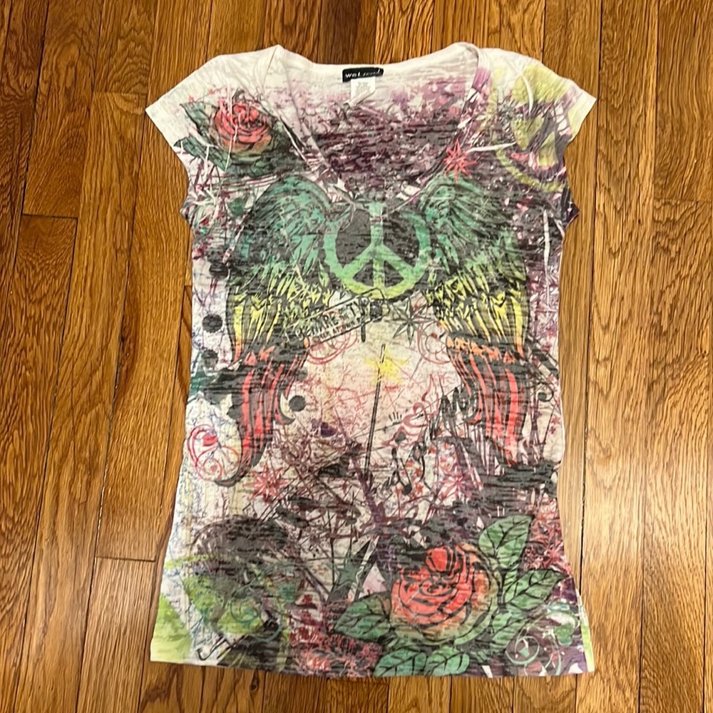 Wet Seal T-shirt